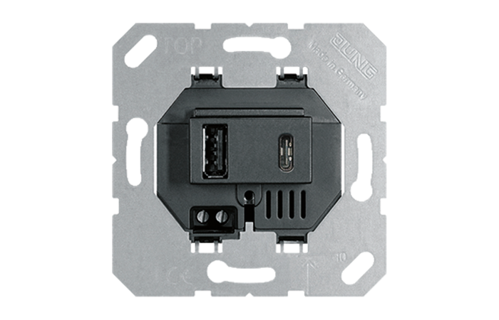 Lizdas p/t dvigubas USB A ir USB C 3A juodos spalvos - JUNG