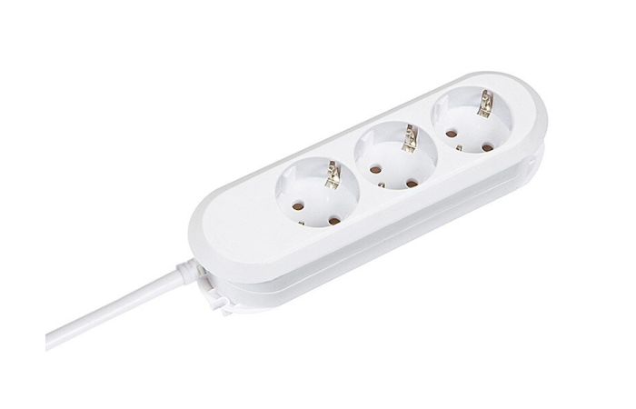 Ilgiklis 1.5m 3 lizdų su įžeminimu baltas H05VV-F 3x1.5 SMART - BACHMANN