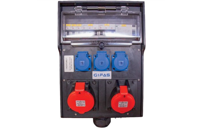 Skydelis v/t 13 modulių su lizdais SCHUKO 3x16A, CEE 5P 32A, CEE 5P 16A su automatika IP54 juodas 7400 LIGHT - GIFAS