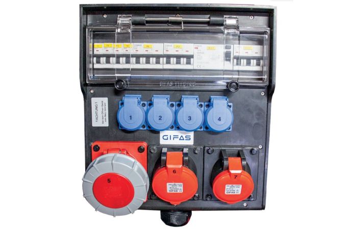 Skydelis v/t 17 modulių su lizdais SCHUKO 4x16A,CEE 5P 63A, CEE 5P 32A, CEE 5P 16A su automatika IP54 juodas 7700 LIGHT - GIFAS