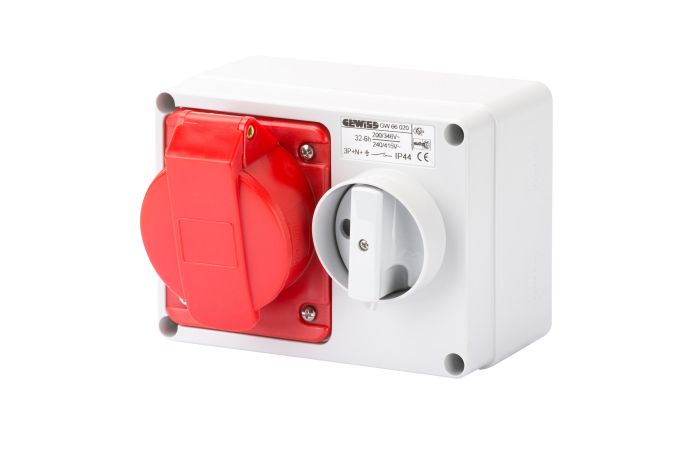Lizdas CEE v/t 5P 32A 400V IP44 su kirtikliu 5071332 - GEWISS