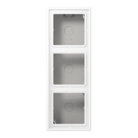 Dėžutė v/t triguba su rėmeliu baltos matinės spalvos LS - JUNG