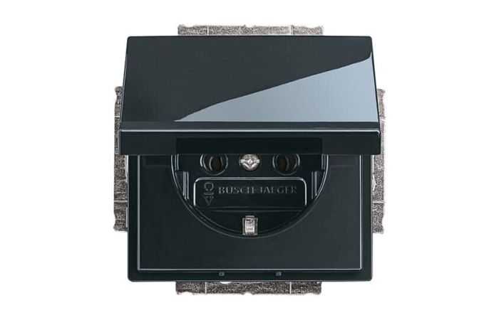 Lizdas p/t SCHUKO su dangteliu be rėmelio antracito spalvos 16A 250V 20 EUK-81 Future Linear - ABB