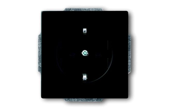 Lizdas p/t SCHUKO be rėmelio juodos matinės spalvos 16A 250V 20 EUC-885-500 Future Linear - ABB