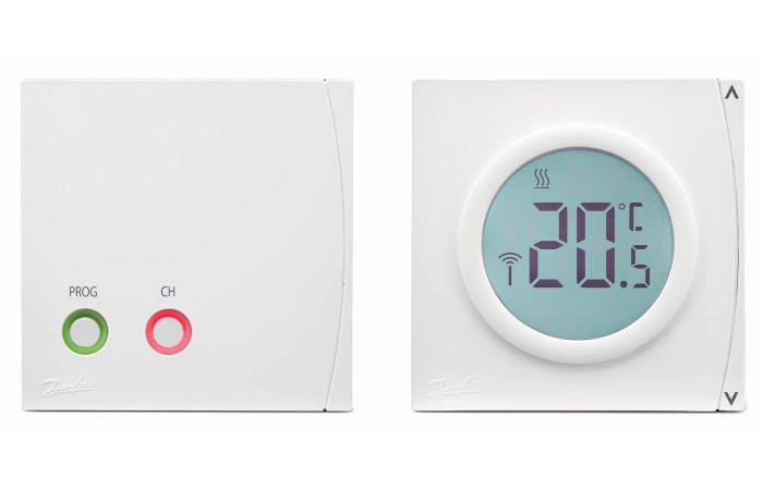 Reguliatorius patalpos su ekranu ir radijo bangų perdavimu RET2000B-RF + RX1-S - DANFOSS