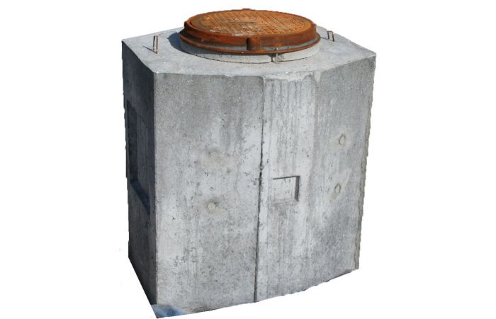 Šulinys g/b ryšių RKŠ 2-5 pusinis su anga 1290x1140x700 [550kg] - RYŠININKAS